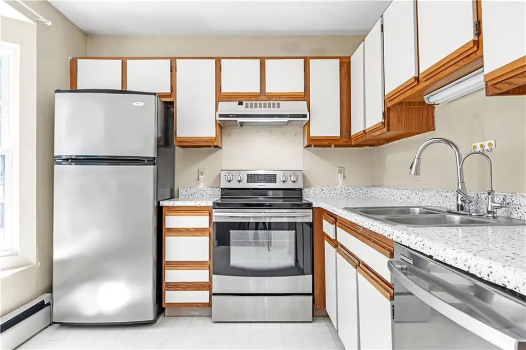 565 Quaker Lane West Warwick RI 02893