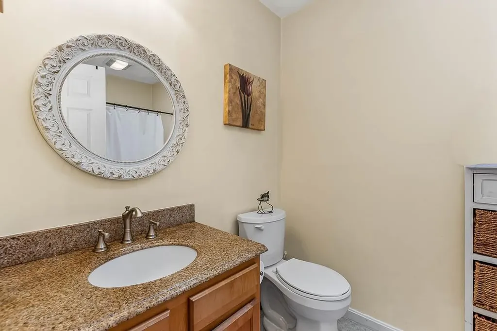 57 Mckay Court Warwick RI 02889
