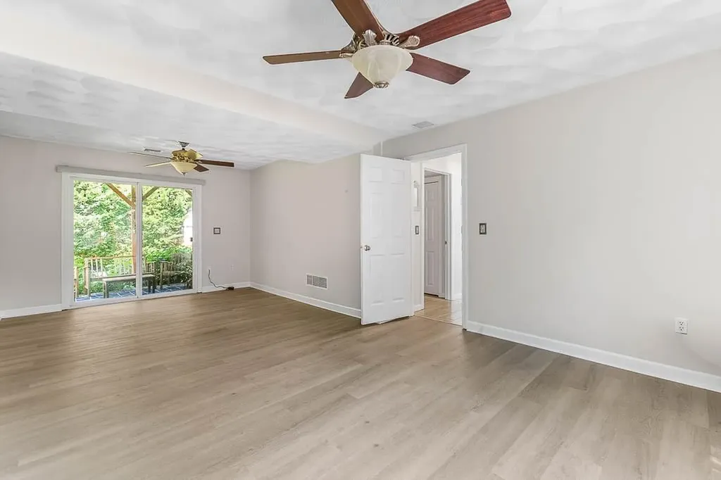 57 Mckay Court Warwick RI 02889