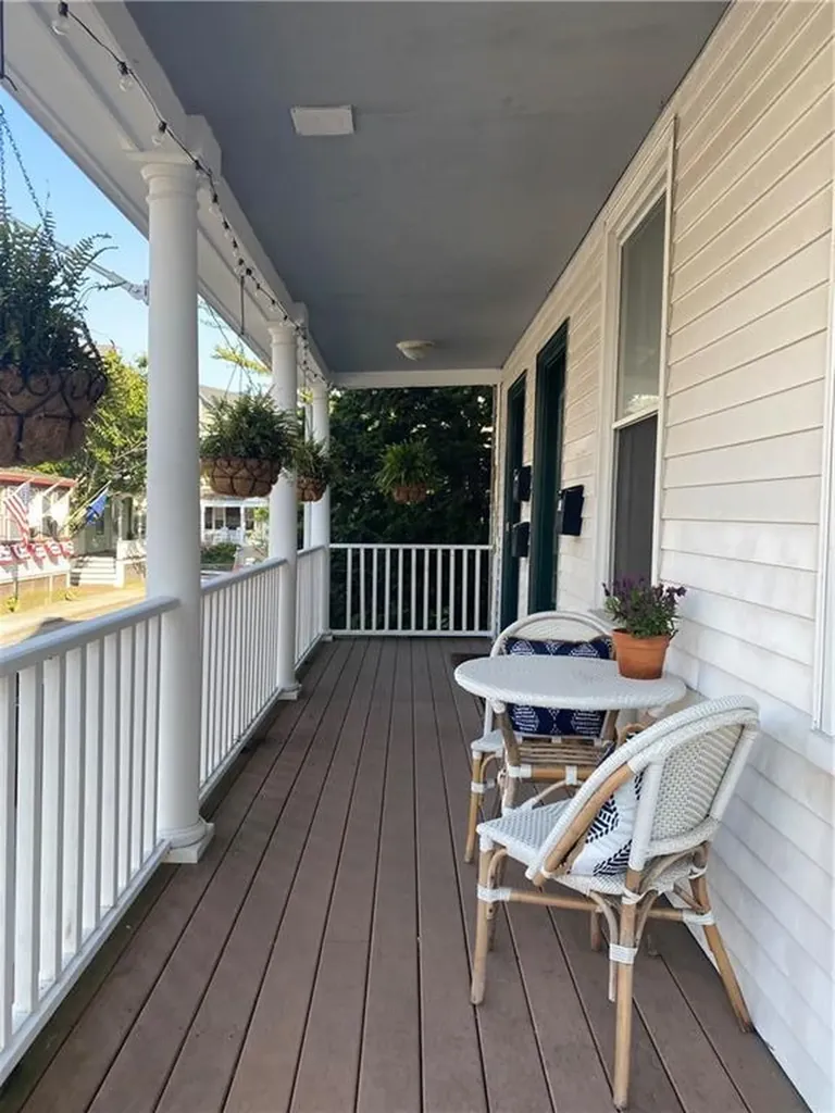 7 Pleasant Street Newport RI 02840