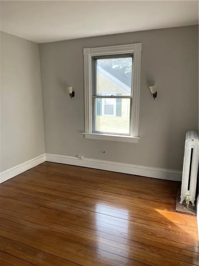 7 Pleasant Street Newport RI 02840