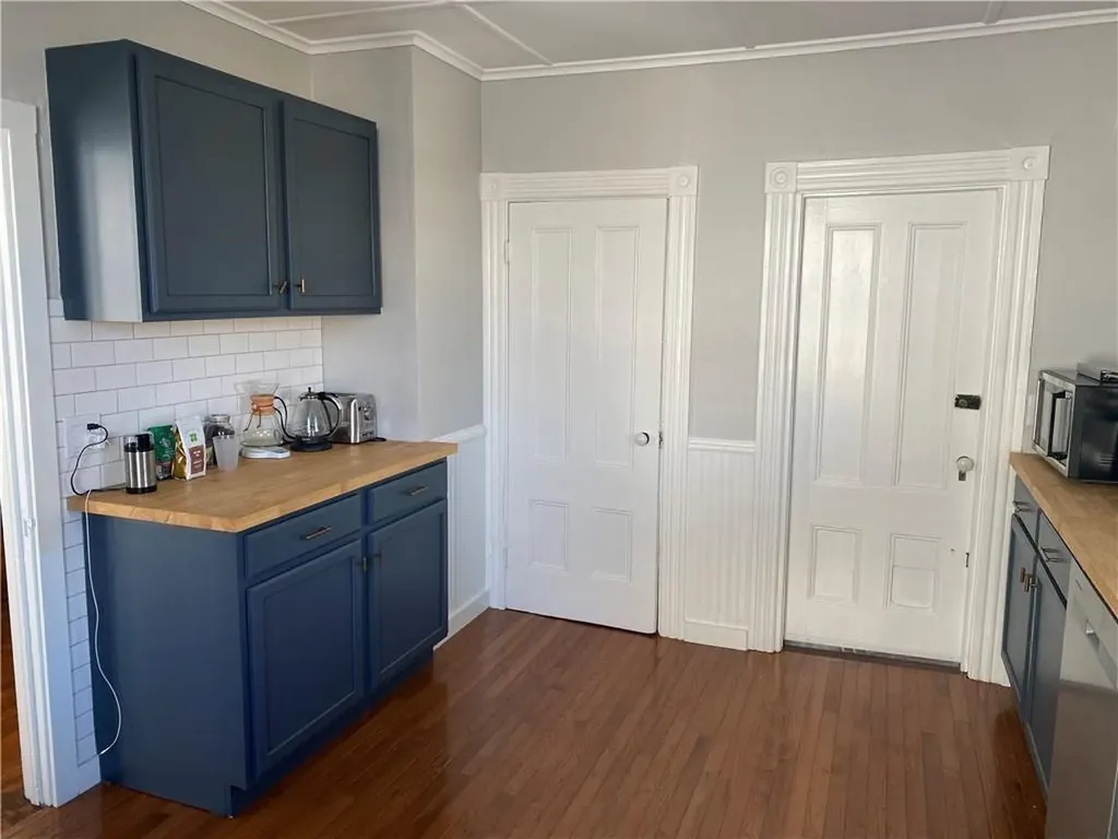 7 Pleasant Street Newport RI 02840