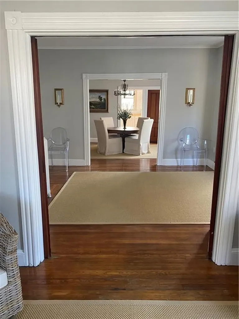 7 Pleasant Street Newport RI 02840