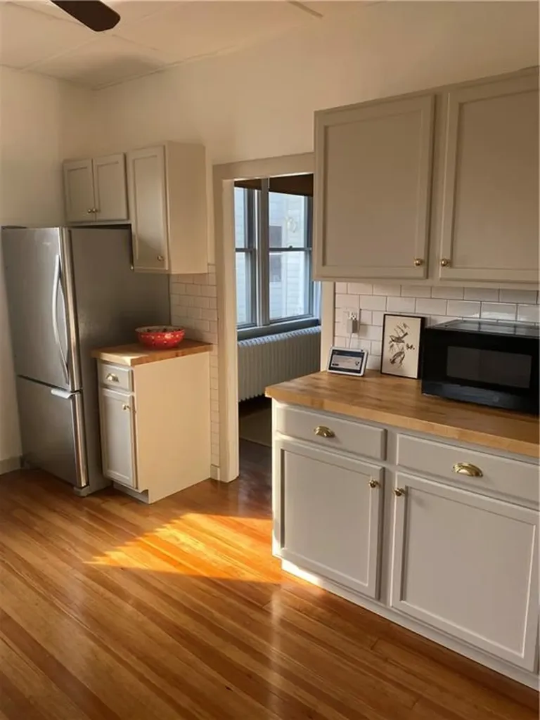 7 Pleasant Street Newport RI 02840