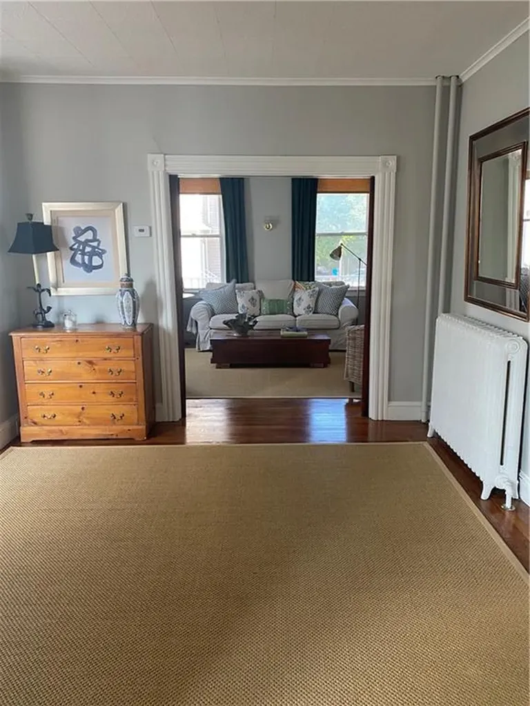 7 Pleasant Street Newport RI 02840