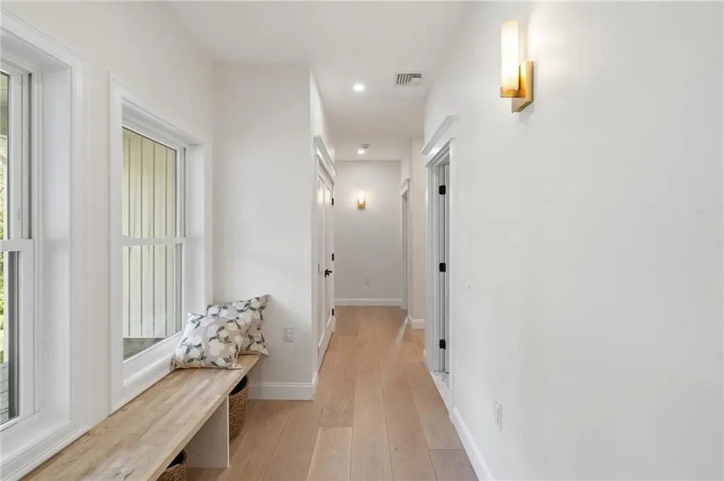 1264 Central Avenue Johnston RI 02919