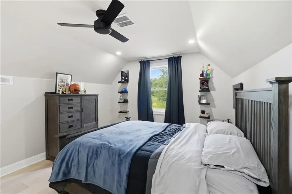 1264 Central Avenue Johnston RI 02919