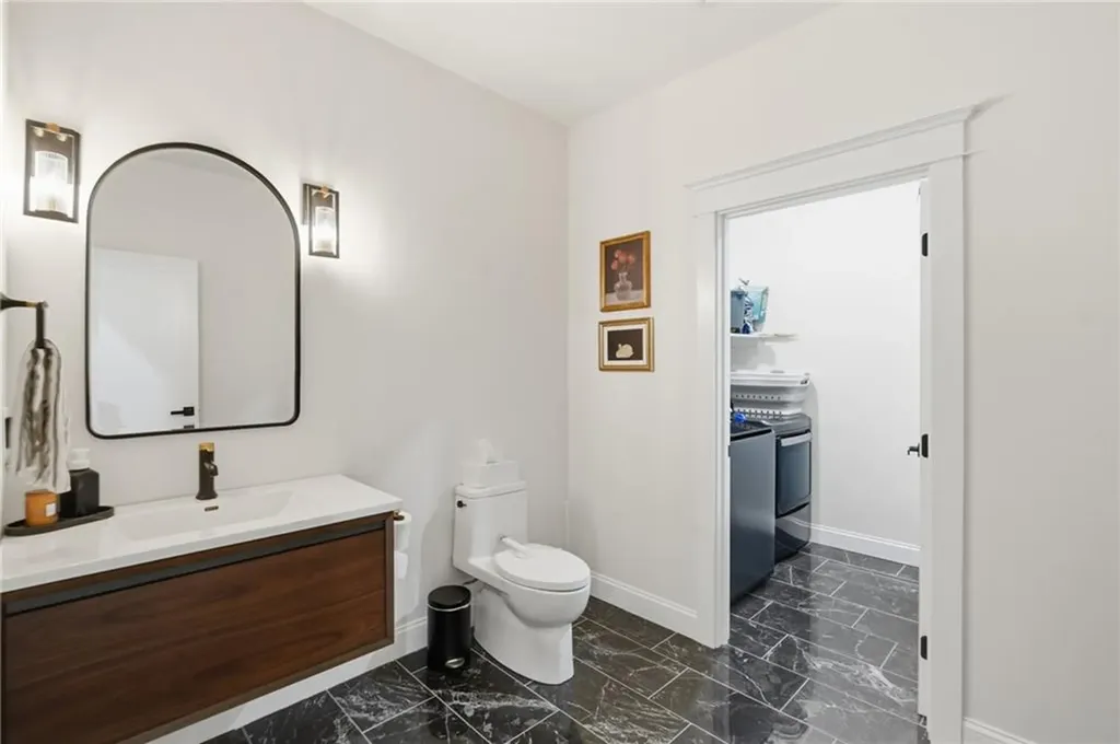 1264 Central Avenue Johnston RI 02919