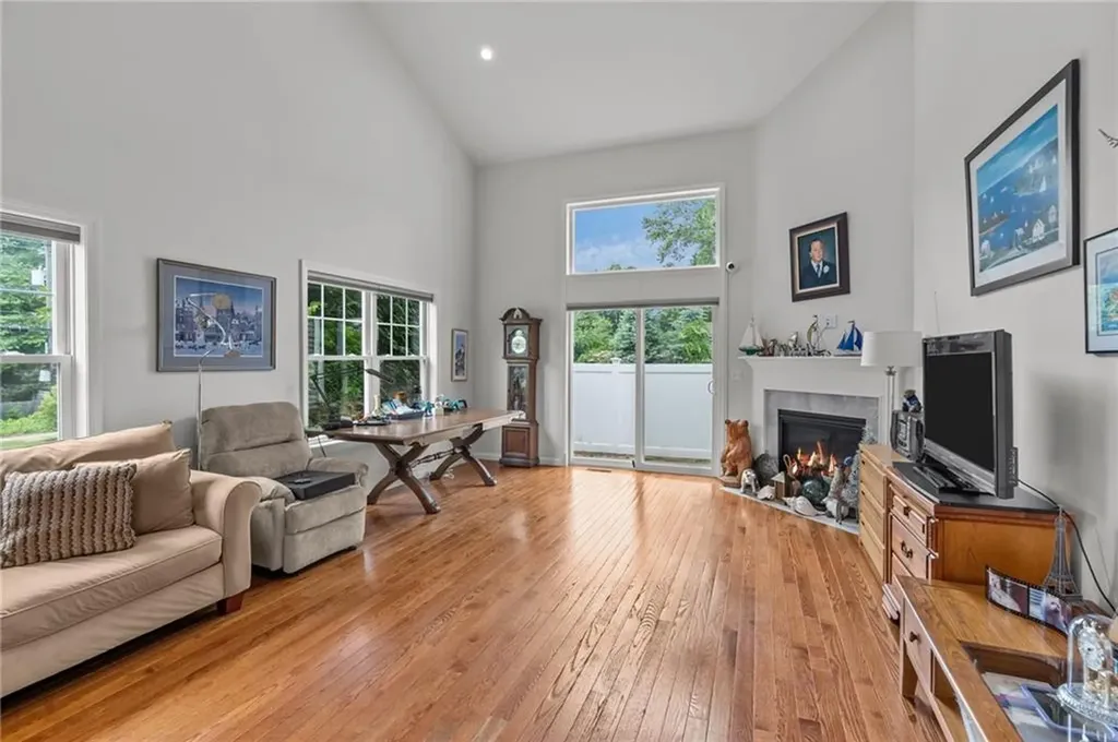 80 Bear Hill Road Cumberland RI 02864