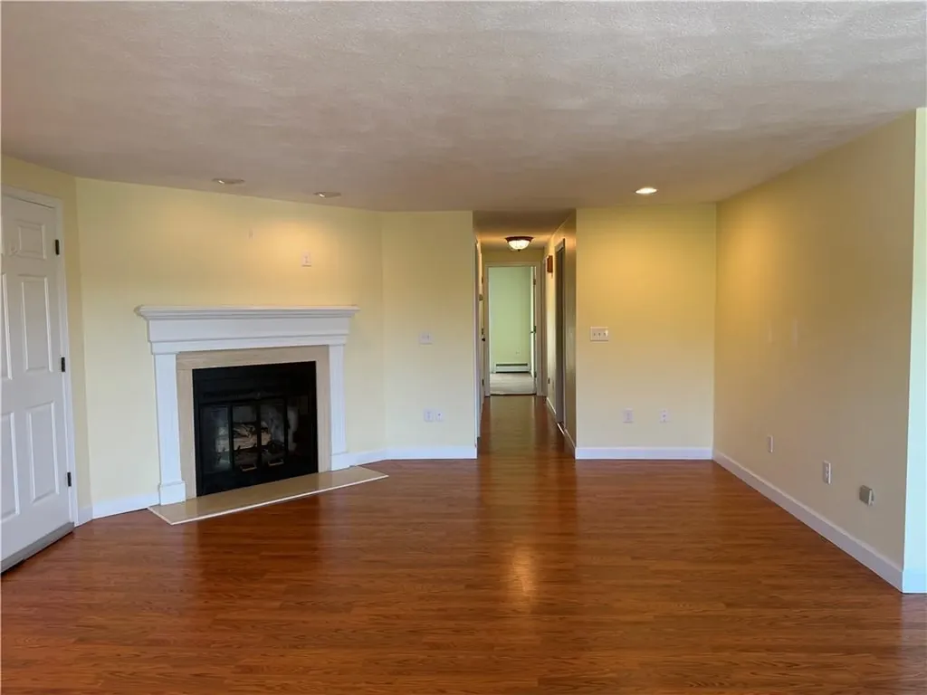29 D Swan Court North Providence RI 02904