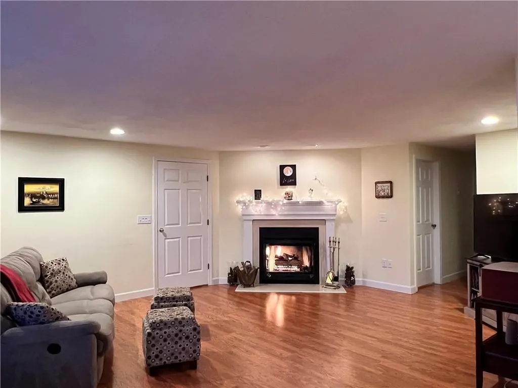 29 D Swan Court North Providence RI 02904