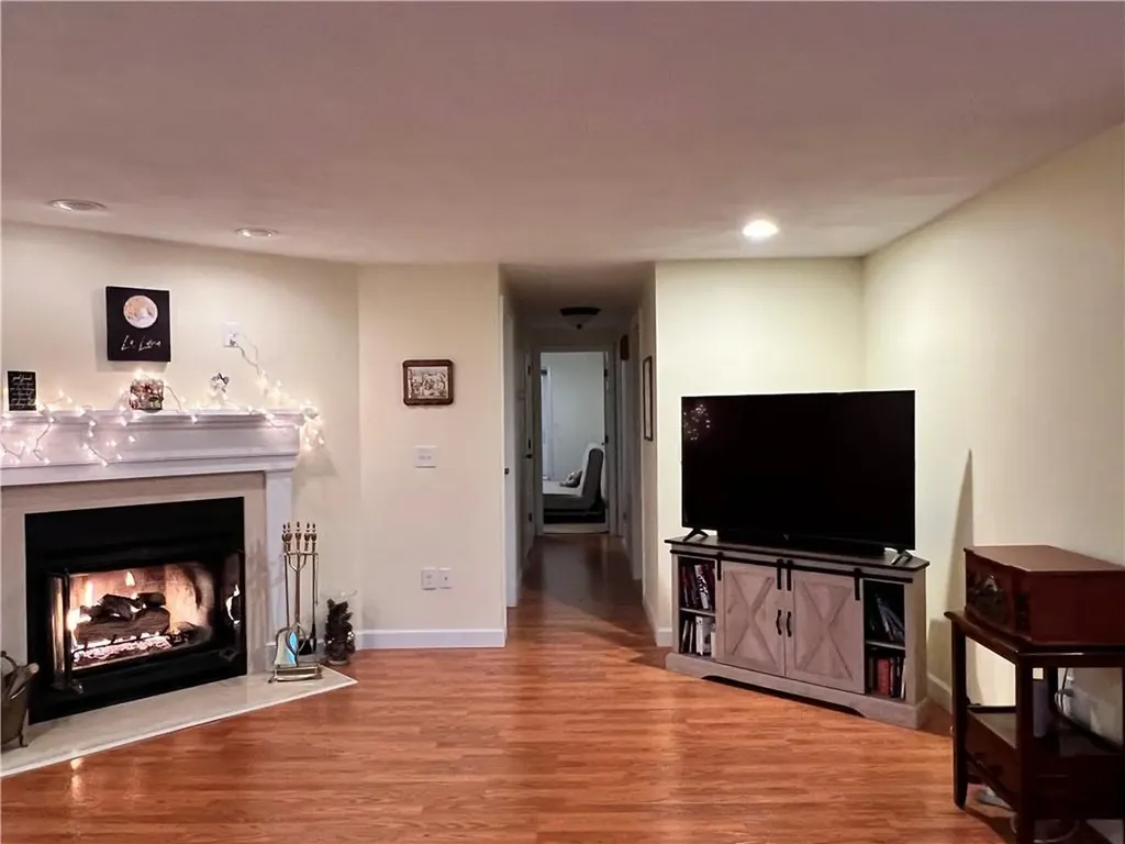 29 D Swan Court North Providence RI 02904