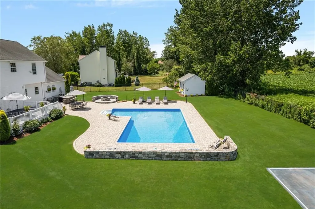 279 Alpine Estates Drive Cranston RI 02921