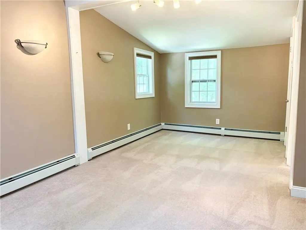 79 West Shore Drive Exeter RI 02822