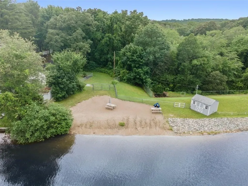 79 West Shore Drive Exeter RI 02822
