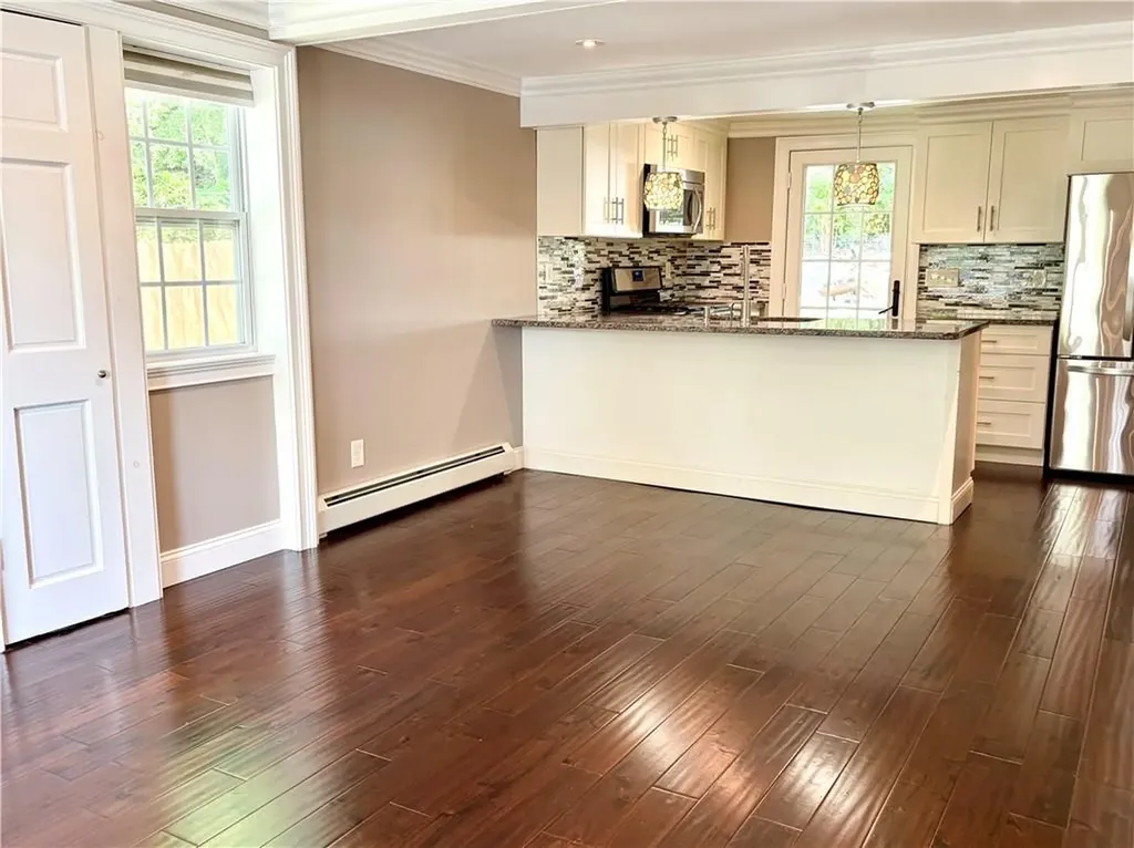 79 West Shore Drive Exeter RI 02822