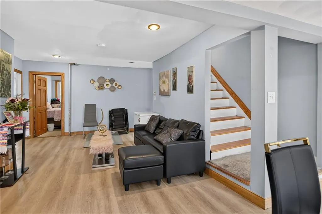 86 Summit Avenue West Warwick RI 02893