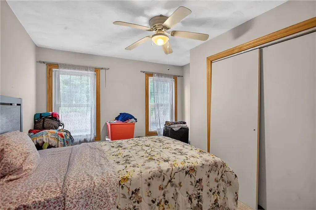 86 Summit Avenue West Warwick RI 02893