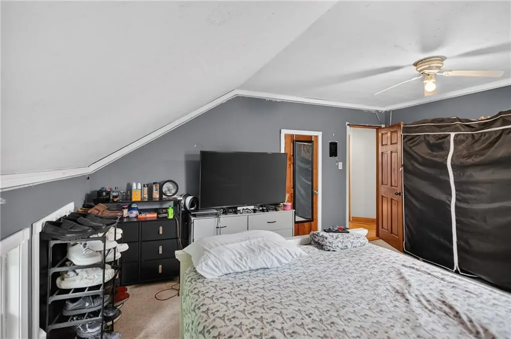 86 Summit Avenue West Warwick RI 02893
