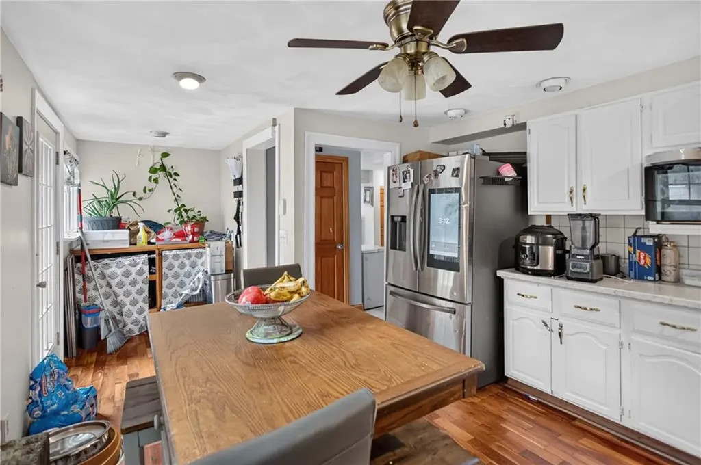 86 Summit Avenue West Warwick RI 02893