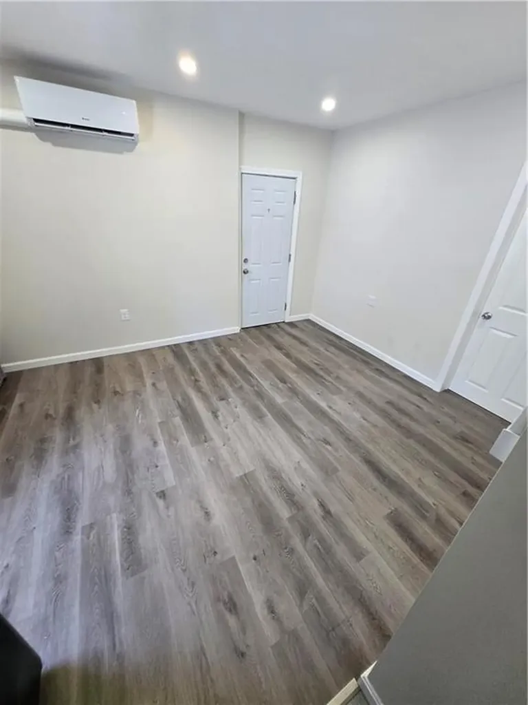 36 Clarendon Street Cranston RI 02910