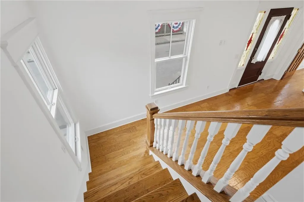 21 Elm Street Newport RI 02840