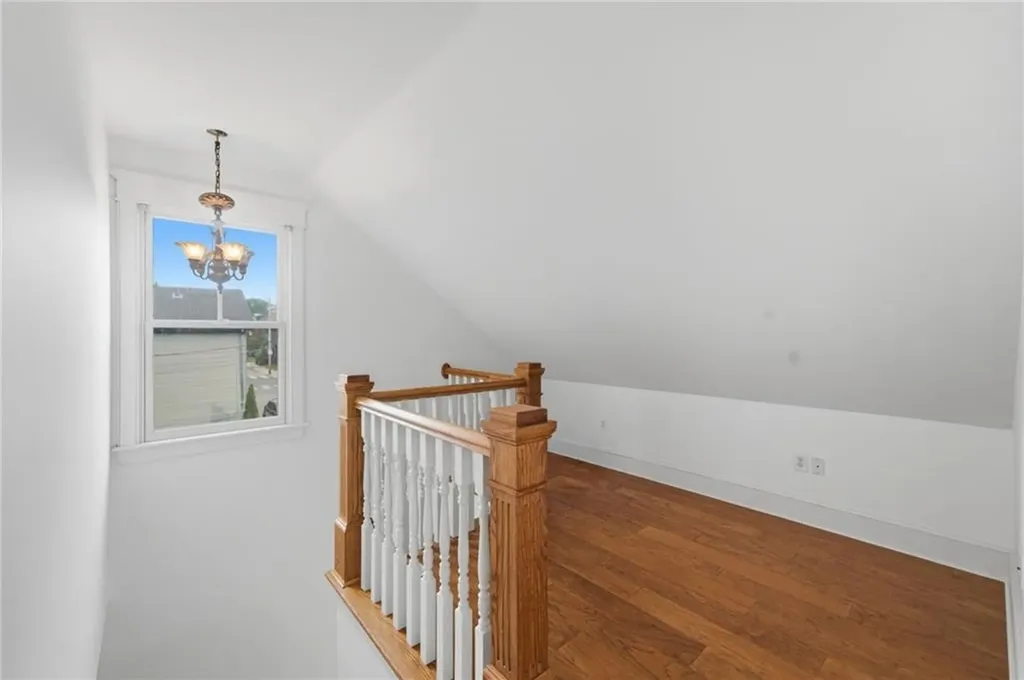 21 Elm Street Newport RI 02840