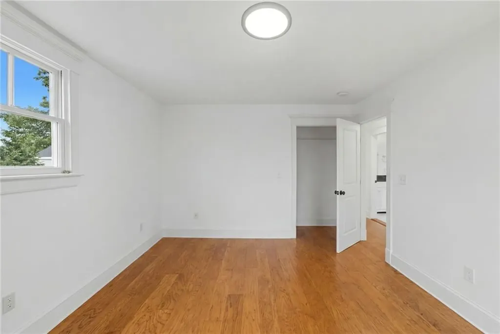 21 Elm Street Newport RI 02840