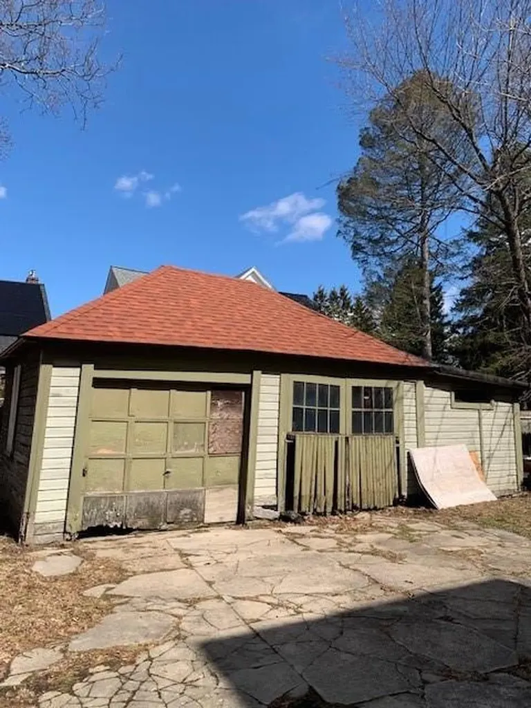 236 Pleasant Street Providence RI 02906