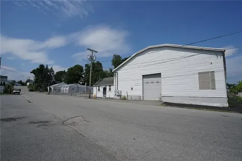 81 Macondray Street Cumberland RI 02864