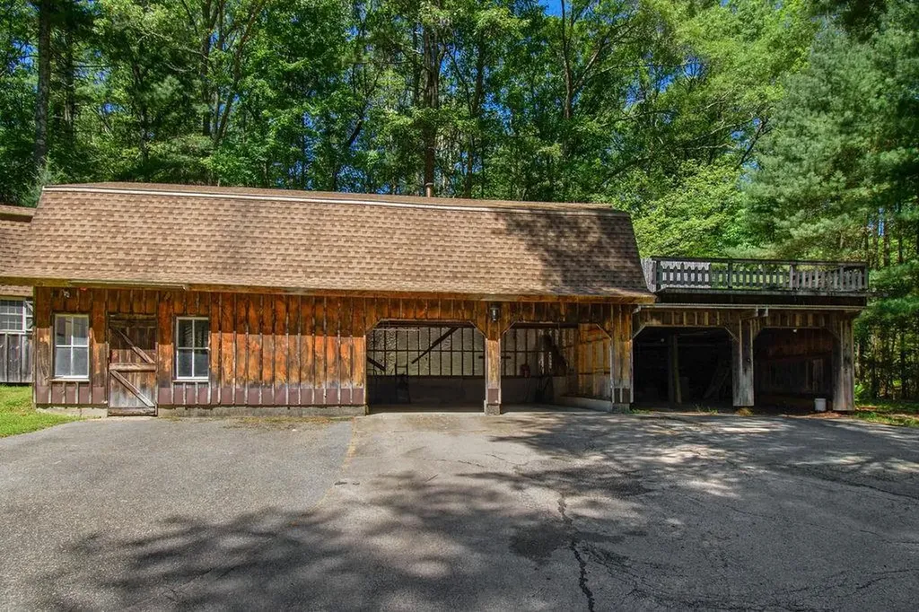 140 Sharpe Street West Greenwich RI 02817