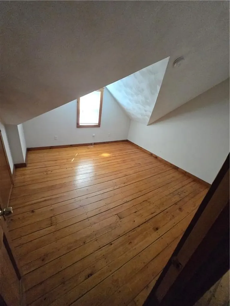 107 Ring Street Providence RI 02909