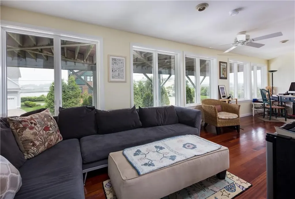 6 Dunes Road Narragansett RI 02882
