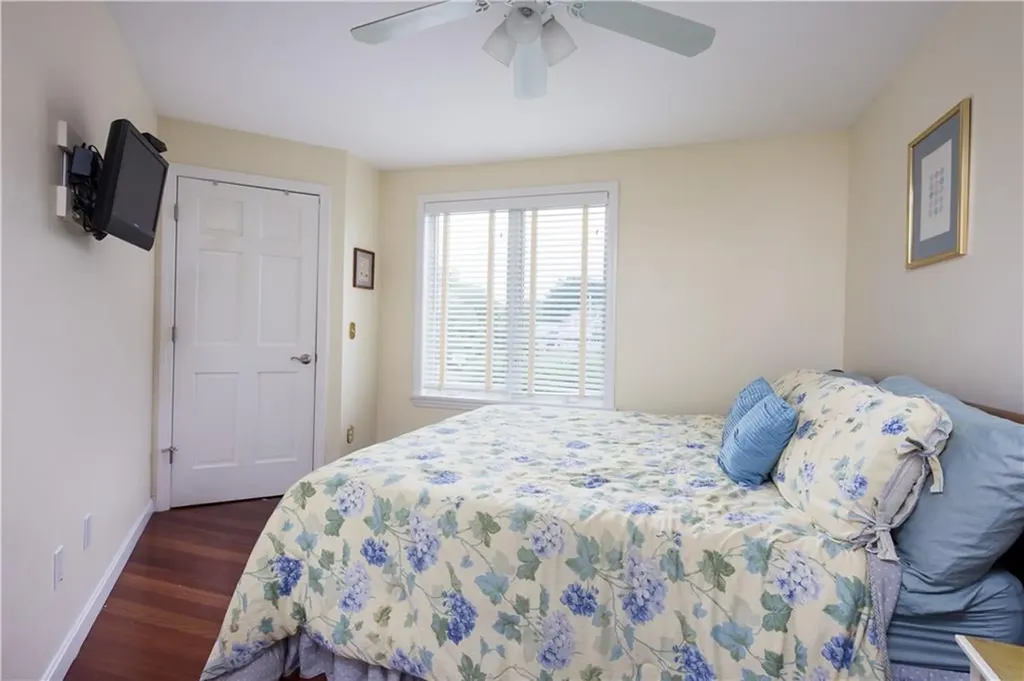 6 Dunes Road Narragansett RI 02882