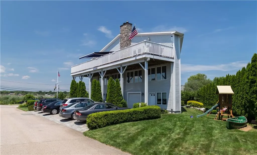 6 Dunes Road Narragansett RI 02882