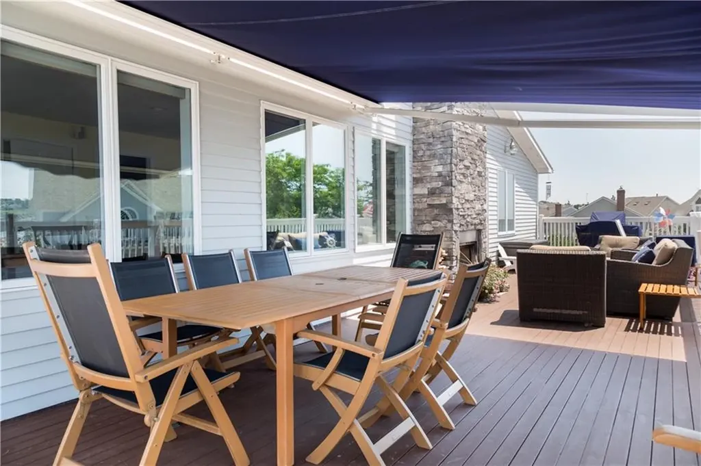 6 Dunes Road Narragansett RI 02882