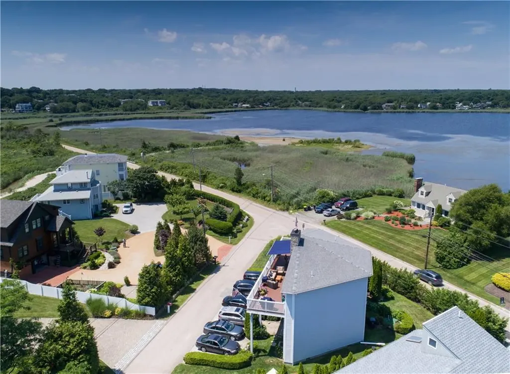 6 Dunes Road Narragansett RI 02882