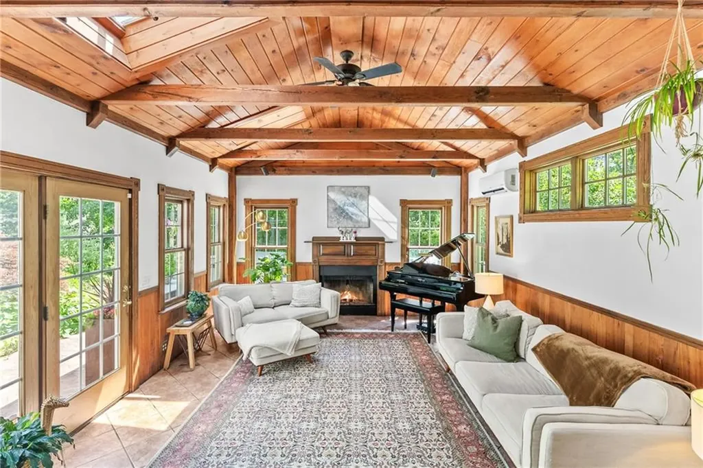 107 Spring Grove Road Glocester RI 02814