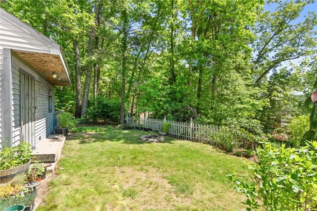 107 Spring Grove Road Glocester RI 02814