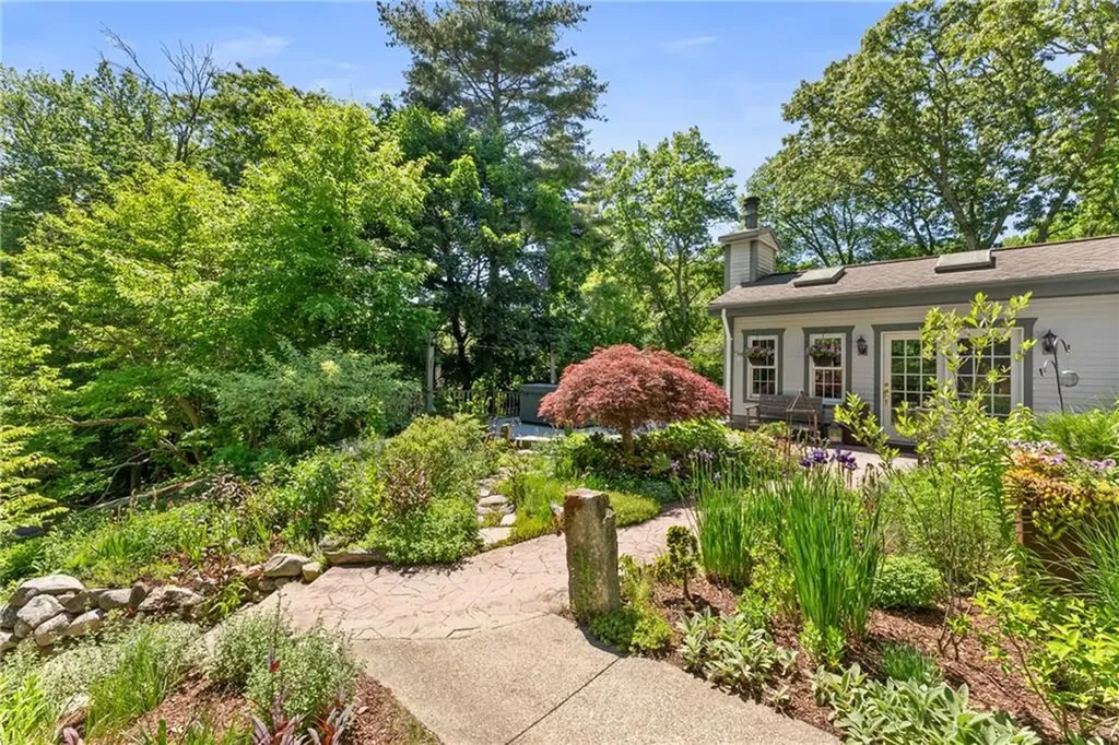 107 Spring Grove Road Glocester RI 02814