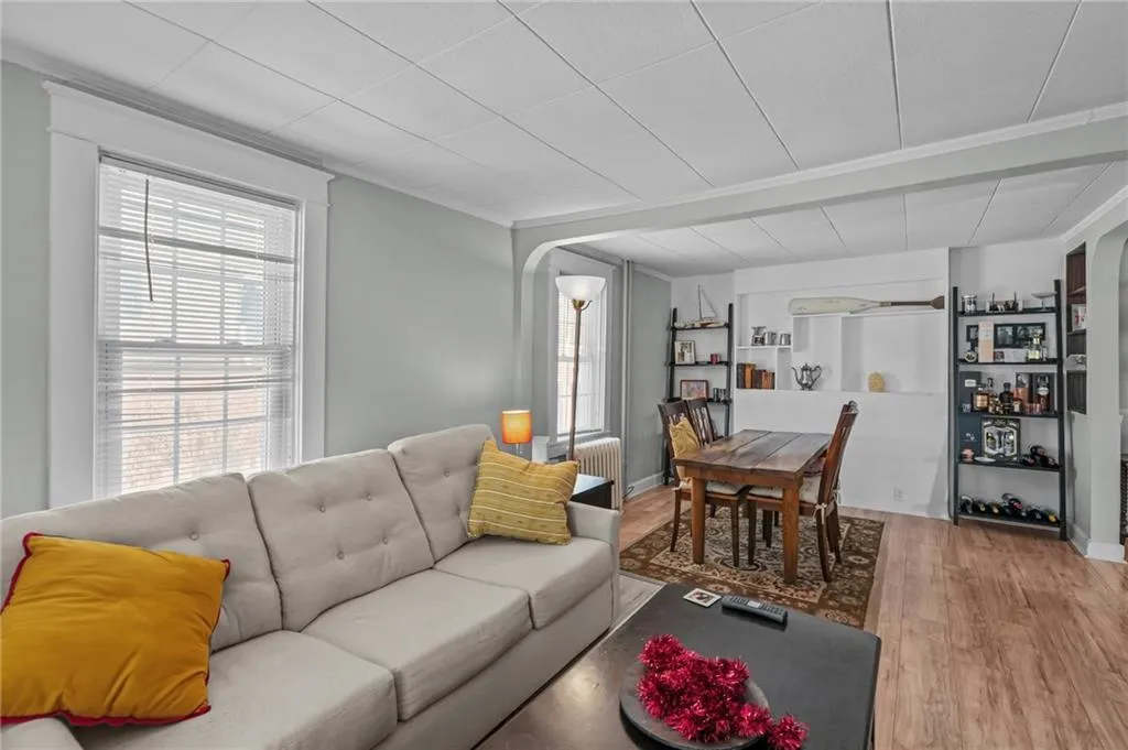 32 Houston Avenue Newport RI 02840