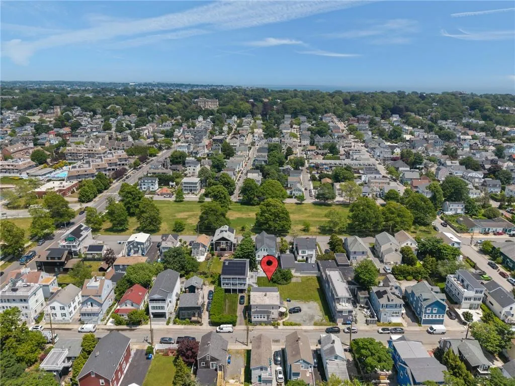 32 Houston Avenue Newport RI 02840