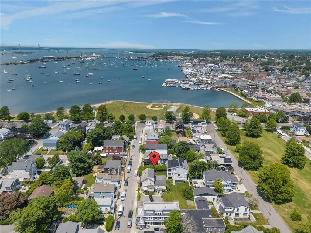 32 Houston Avenue Newport RI 02840