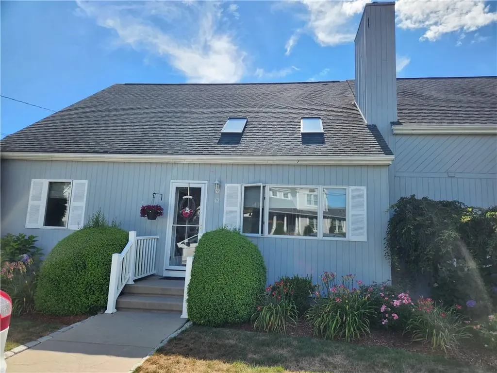 47 Treasure Road Narragansett RI 02882