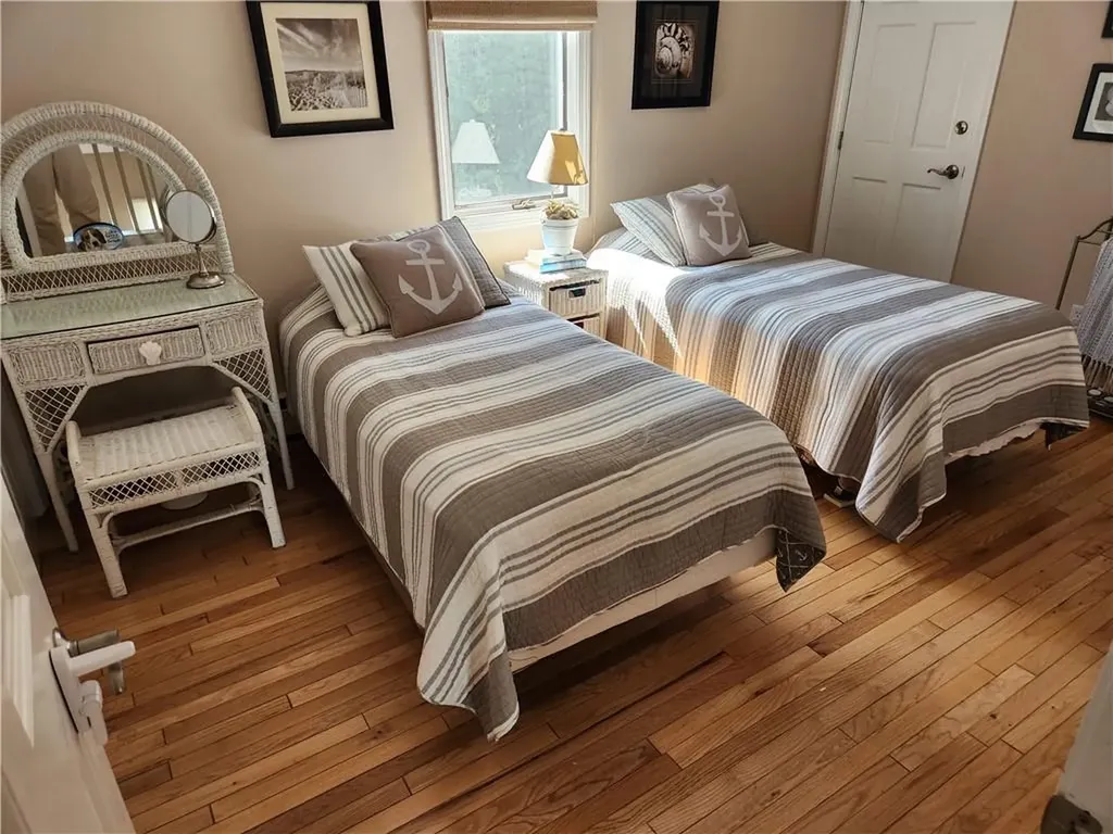 47 Treasure Road Narragansett RI 02882
