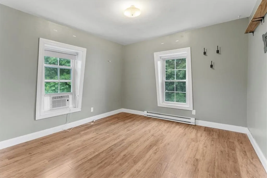 681 Putnam Pike Smithfield RI 02828
