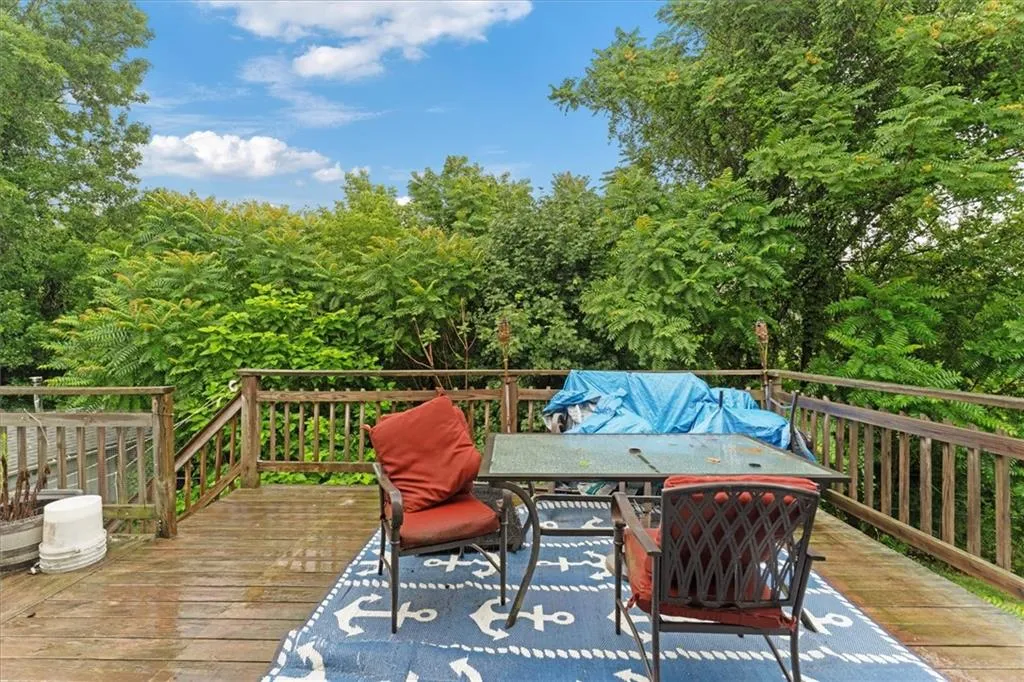 681 Putnam Pike Smithfield RI 02828