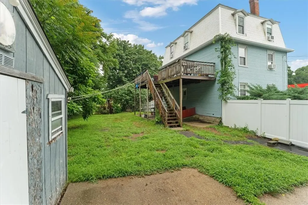 681 Putnam Pike Smithfield RI 02828