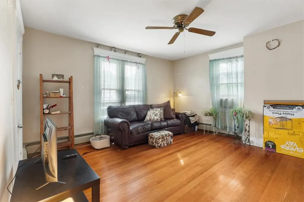 681 Putnam Pike Smithfield RI 02828