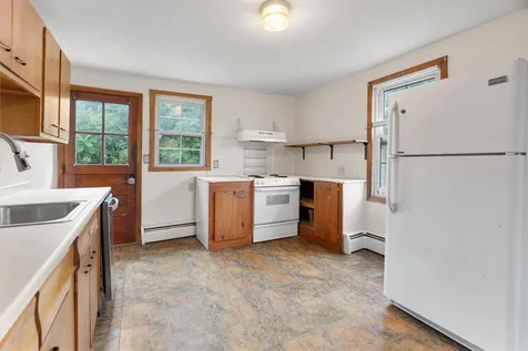 681 Putnam Pike Smithfield RI 02828